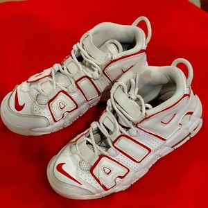 Nike Uptempo